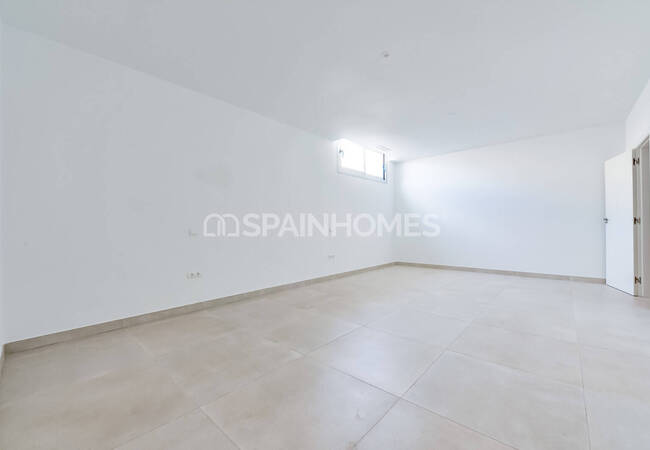 Luxe 3-bedroom House with Private Swimming Pool in Finestrat 27