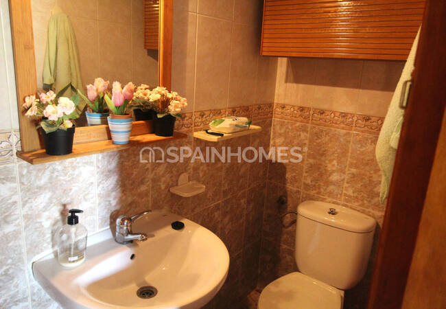 Ready-to-move Mediterranean House in La Zenia Alicante 23