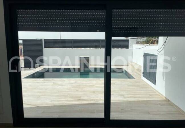 Шикарные Дома с Частными Бассейнами в Вилламартине в Аликанте 15