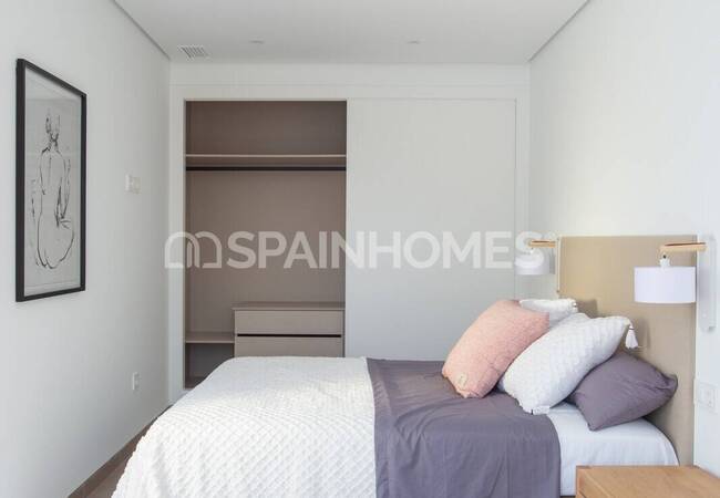 4-bedroom Detached Properties Close to Beach in Orihuela 24