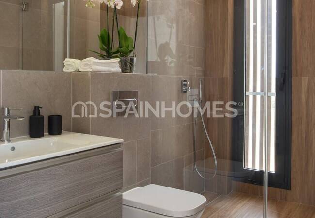 4-bedroom Detached Properties Close to Beach in Orihuela 28