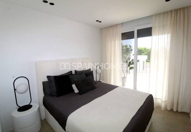 Detached Houses with Private Pool and Unique Views in Mutxamel 18