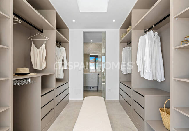 Vrijstaande Ruime Huizen In Polop Centro Alicante 45