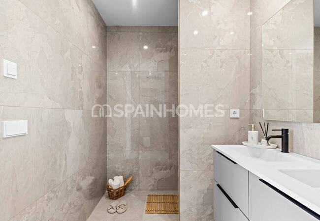 Vrijstaande Ruime Huizen In Polop Centro Alicante 50