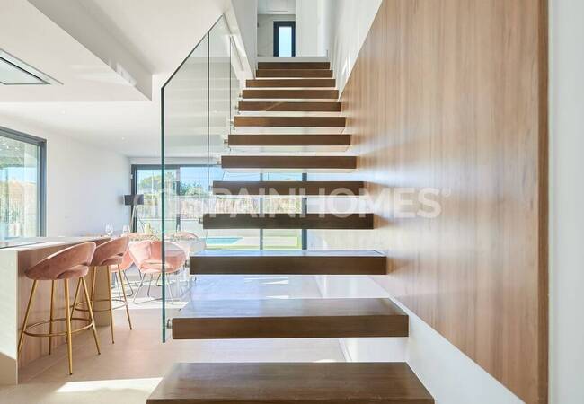 Detached Houses with Chic Designs in El Campello Alicante 21