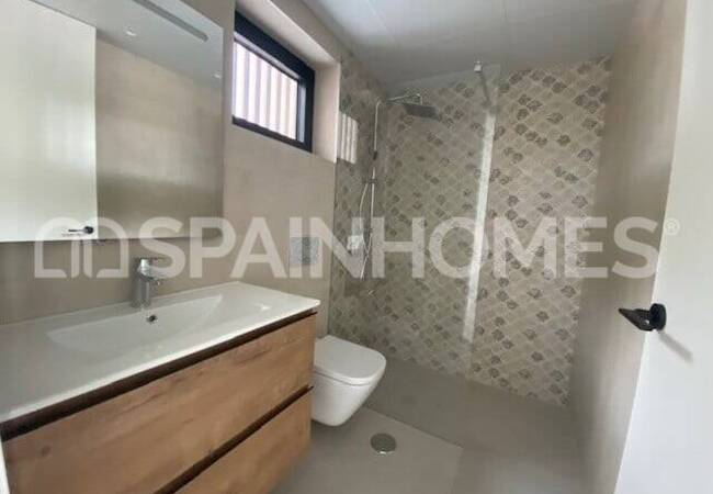 Detached Villas with Large Usage Spaces in Orihuela Alicante 27