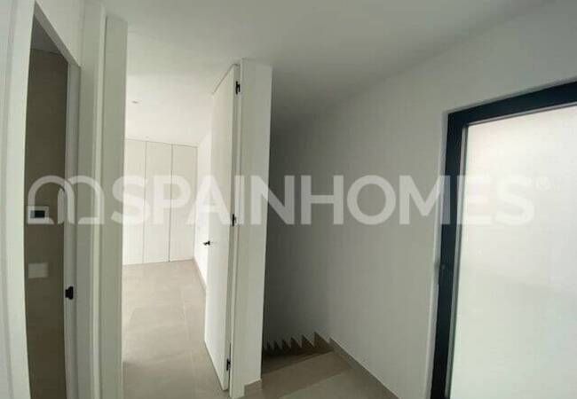 Detached Villas with Large Usage Spaces in Orihuela Alicante 19