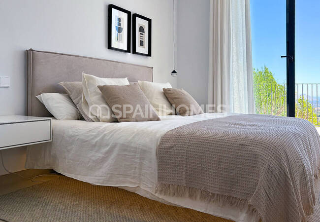 3-bedroom Houses in a Tranquil Area in Polop Alicante 14