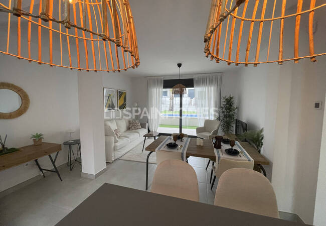 Villamartin'de Havuzlu Sitede Şık Tasarımlı Daireler 40