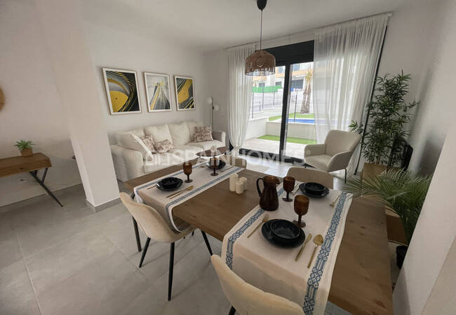 Villamartin'de Havuzlu Sitede Şık Tasarımlı Daireler 17