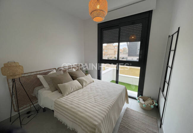 Villamartin'de Havuzlu Sitede Şık Tasarımlı Daireler 33