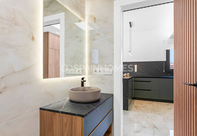 Detached Villas Near the Amenities in Algorfa Alicante 42