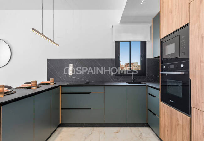 Detached Villas Near the Amenities in Algorfa Alicante 28