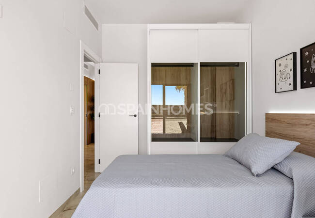 Detached Villas Near the Amenities in Algorfa Alicante 39