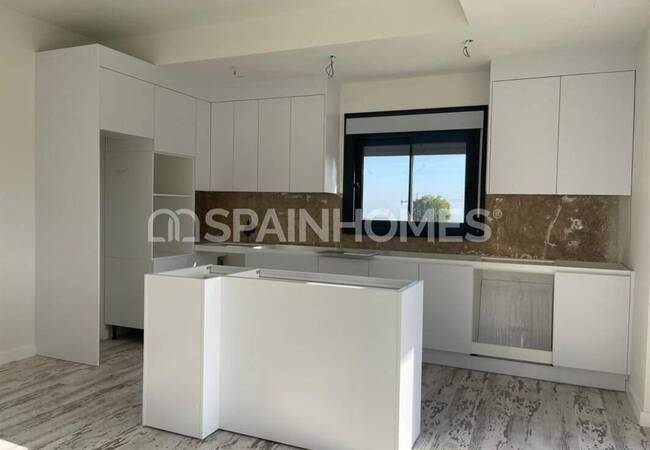 Detached Sea-view House with Pool in Polop Alicante 3