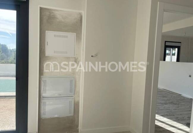 Detached Sea-view House with Pool in Polop Alicante 4