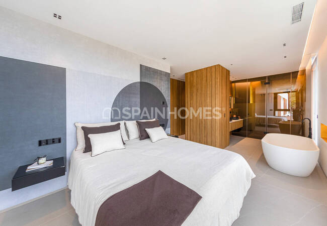 Benidorm Alicante'de Panoramik Manzaralı Lüks Villa 81
