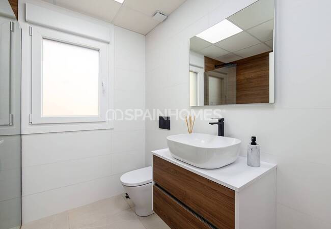 Detached Houses with Pools Near the Golf Course in Alicante Finestrat 15