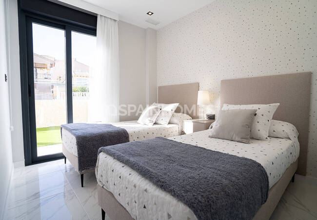 Flats in a Complex Near Beach in Pilar De La Horadada 29