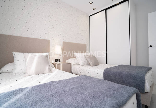 Flats in a Complex Near Beach in Pilar De La Horadada 32