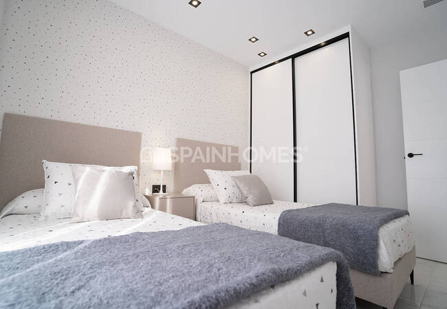 Flats in a Complex Near Beach in Pilar De La Horadada 33