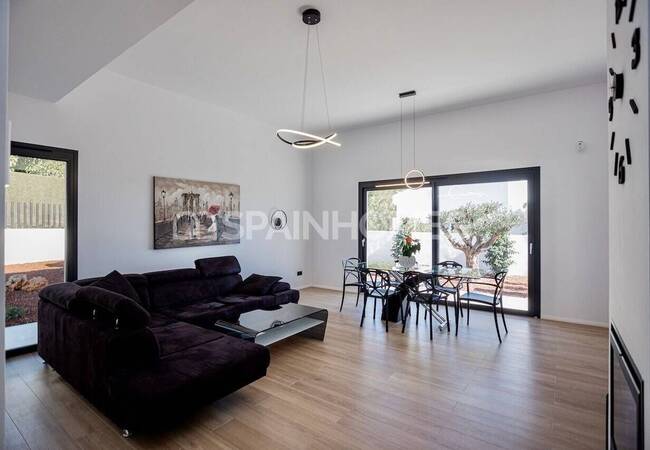 Altea Santa Clara'da Müstakil Şık Tasarımlı Villa 57