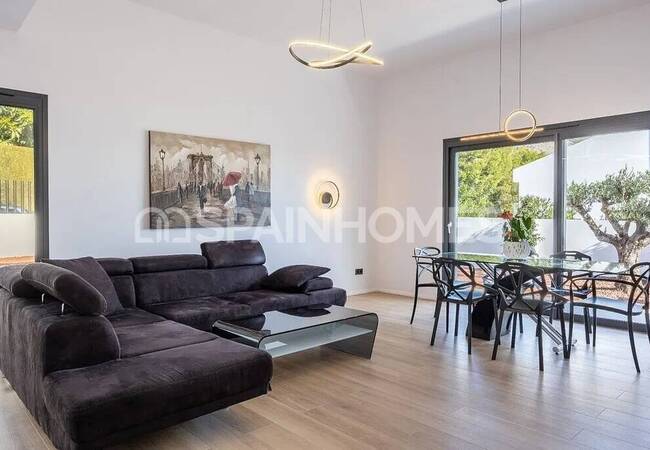 Altea Santa Clara'da Müstakil Şık Tasarımlı Villa 46