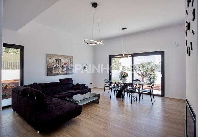 Altea Santa Clara'da Müstakil Şık Tasarımlı Villa 57