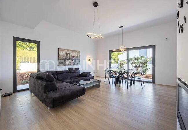 Altea Santa Clara'da Müstakil Şık Tasarımlı Villa 45