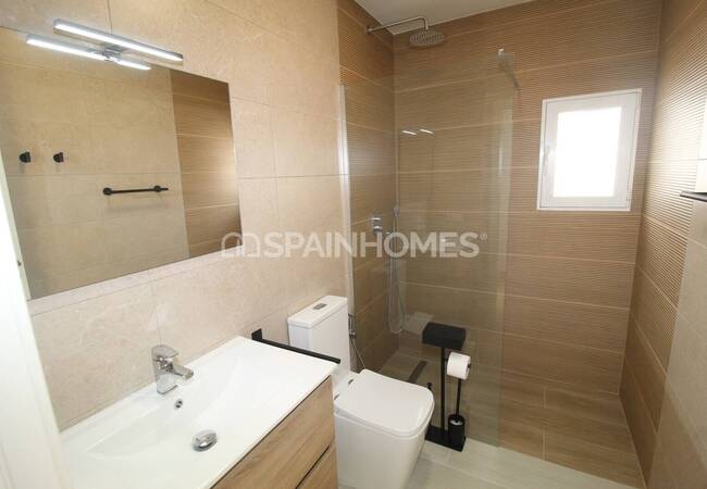 Renovated Villa Near Torrevieja’s Pink Salt Lake 24