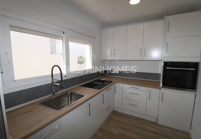 Renovated Villa Near Torrevieja’s Pink Salt Lake 18