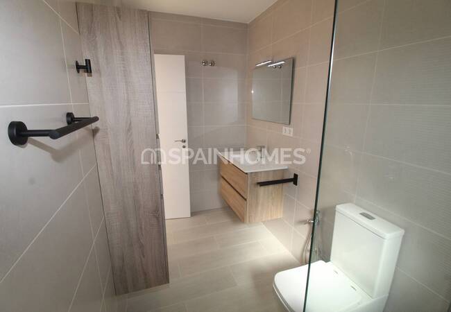 Renovated Villa Near Torrevieja’s Pink Salt Lake 26