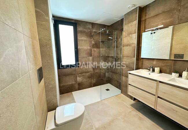 3-bedroom Houses with Swimming Pools in Dolores Alicante 30