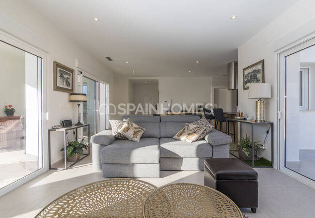 3-bedroom Bungalow-style Homes with Pools in Aspe Alicante 8