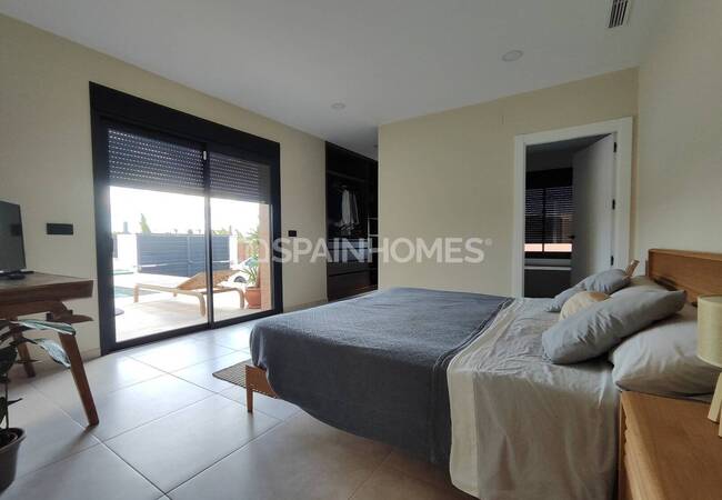 3-bedroom Villas with Private Pools in Alicante Aspe 19