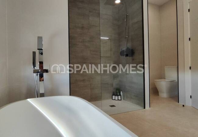 3-bedroom Villas with Private Pools in Alicante Aspe 22