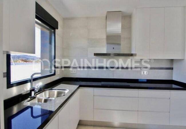 Spacious 3-bedroom Villas with Pools and Parking in Aspe Alicante 11
