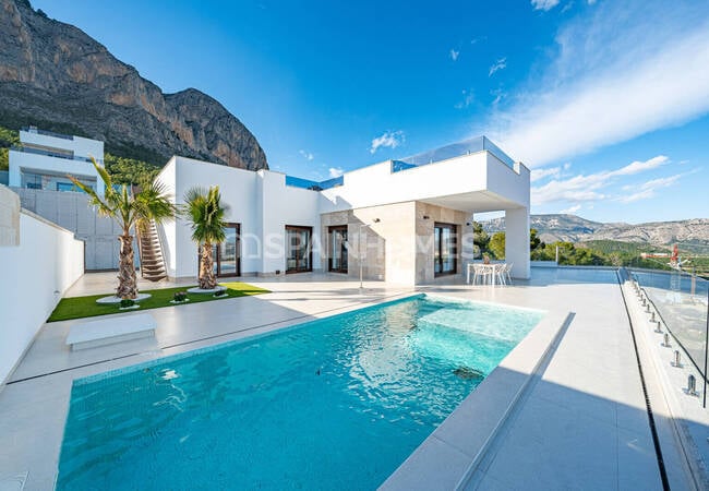 Elegant Detached Homes with a Pool in Polop Costa Blanca 19