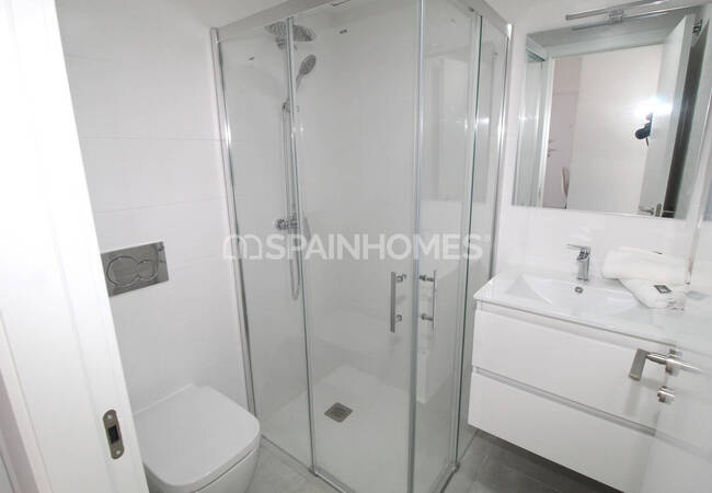 Modern 2-bedroom Flat in Villamartin with Pool 19