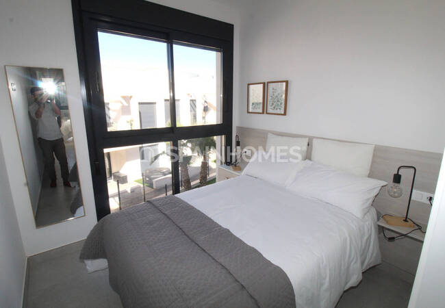 Modern 2-bedroom Flat in Villamartin with Pool 13