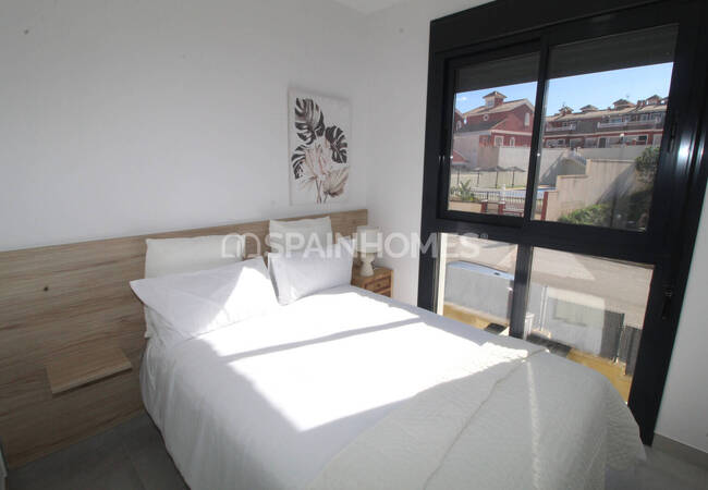 Modern 2-bedroom Flat in Villamartin with Pool 15
