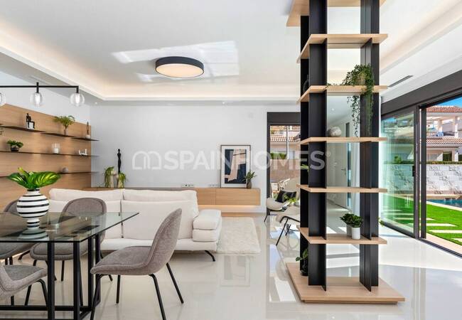 Stylish 3-bedroom House with Pool in Ciudad Quesada 13