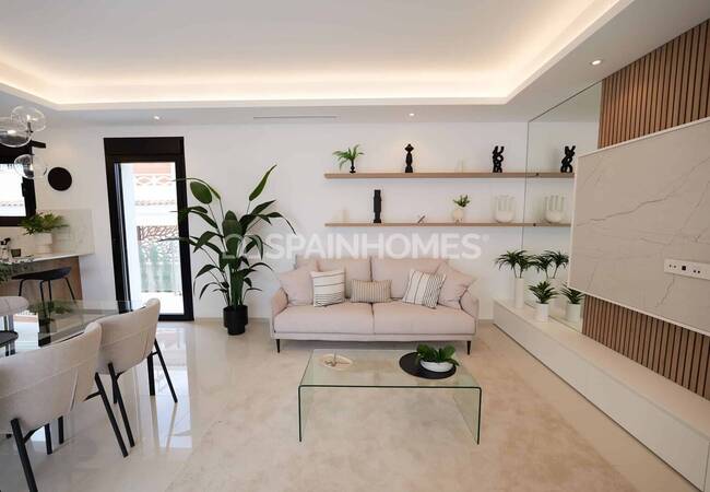Rojales'te Özel Havuzlu Müstakil 3+1 Şık Villalar 15