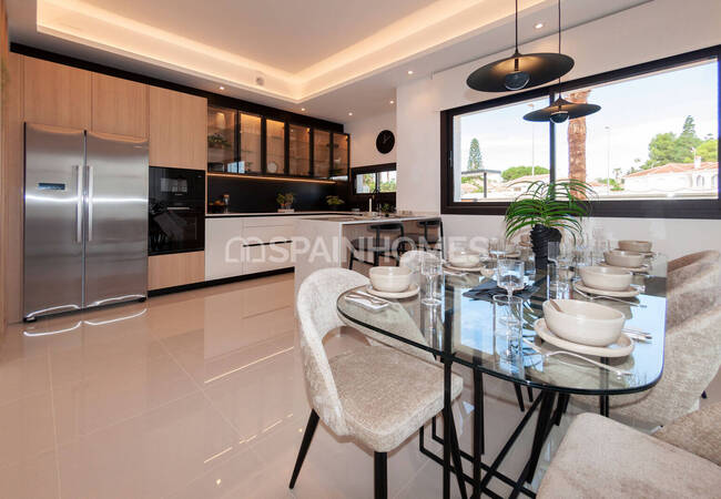 Ciudad Quesada'da Havuzlu ve Teraslı Villa 6