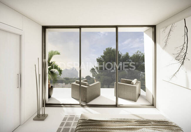 4-bedroom Elegant Villa with Pool in Calpe 4