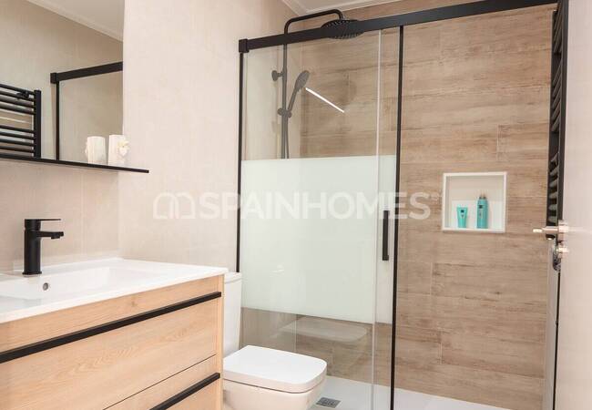 Casas Independientes Con Piscina Privada En La Marina Alicante 8