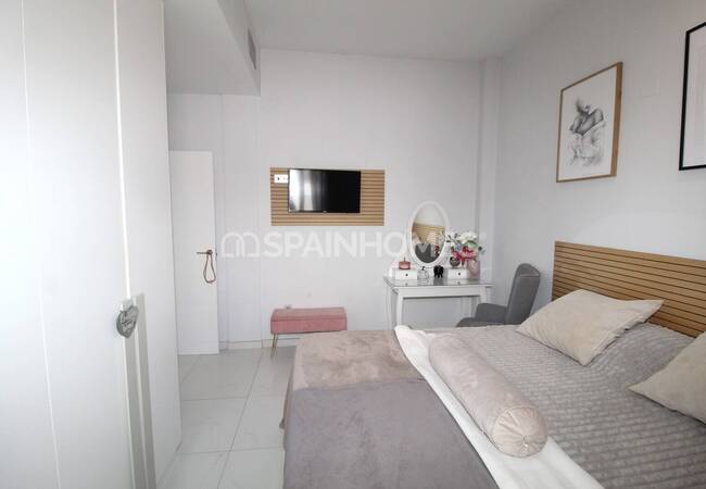 Huis Met 5 Slaapkamers, Zwembad En Solarium In Villamartin Orihuela 12