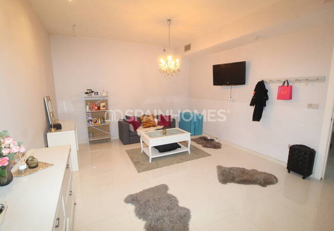 Huis Met 5 Slaapkamers, Zwembad En Solarium In Villamartin Orihuela 18