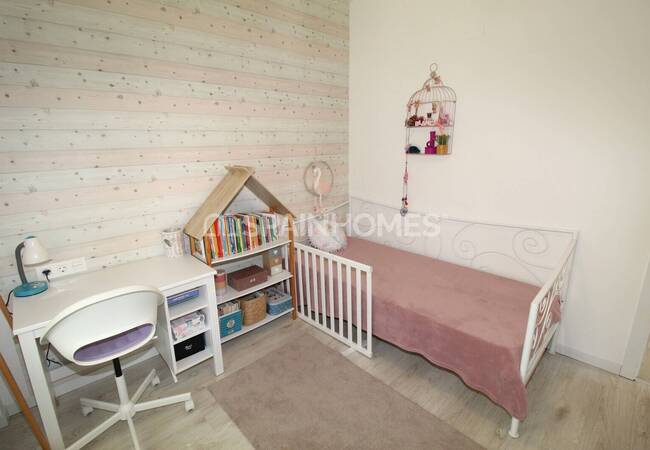 Stylish Detached House with Pool in La Zenia Alicante 17