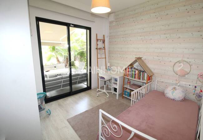 Stylish Detached House with Pool in La Zenia Alicante 18